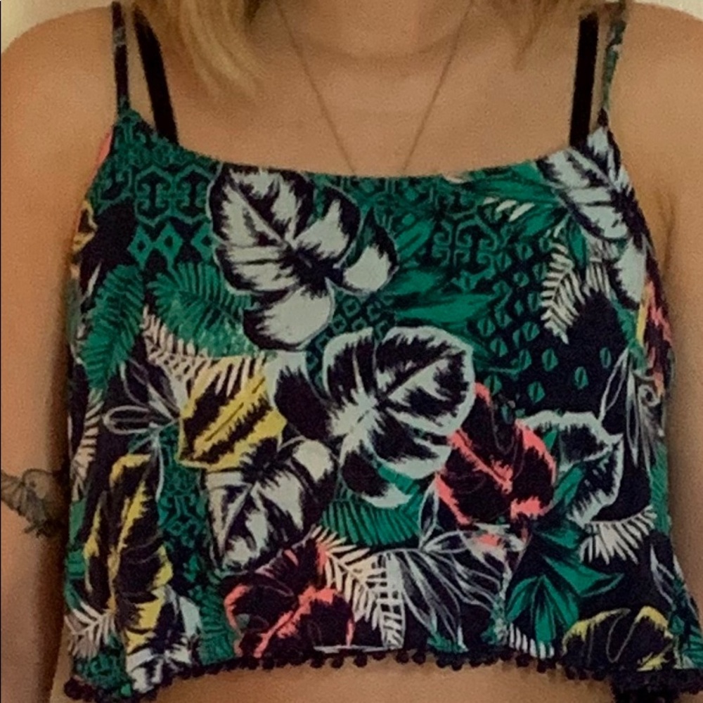 Crop top
